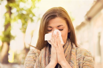 ما هي أبرز الأعراض التي تواجهونها في حال الإصابة بحساسية الربيع؟ 